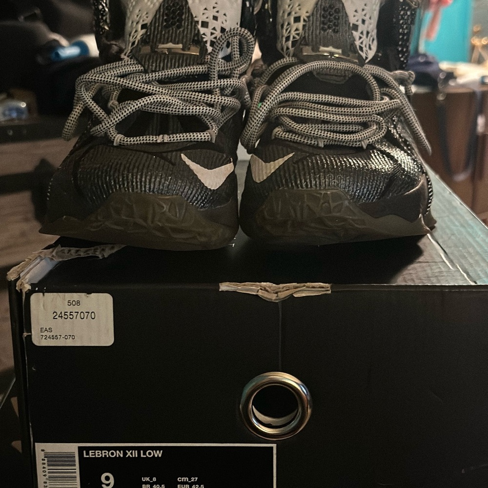 Nike LeBron XII Low Kids Shoes - Black and White